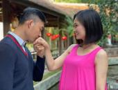 http://goctinmoi.com/dien-vien-hoa-hong-tren-nguc-trai-trong-nhan-he-lo-chan-dung-nguoi-yeu-206838.html
