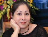 http://goctinmoi.com/nsnd-hong-van-cui-dau-xin-loi-khan-gia-vi-quang-cao-cho-nhan-hang-kem-uy-tin-207203.html