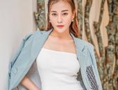 http://goctinmoi.com/phuong-oanh-chinh-thuc-len-tieng-khi-bi-chi-trich-vi-goi-khan-gia-la-rac-ruoi-207231.html