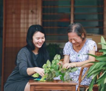 Già hóa dân số tại Việt Nam: Phụ nữ cao tuổi chịu nhiều ảnh hưởng nhất