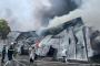 Khu nhà xưởng ở Hà Nội cháy lớn, một người chết, 2 nhà kho bị thiêu rụi